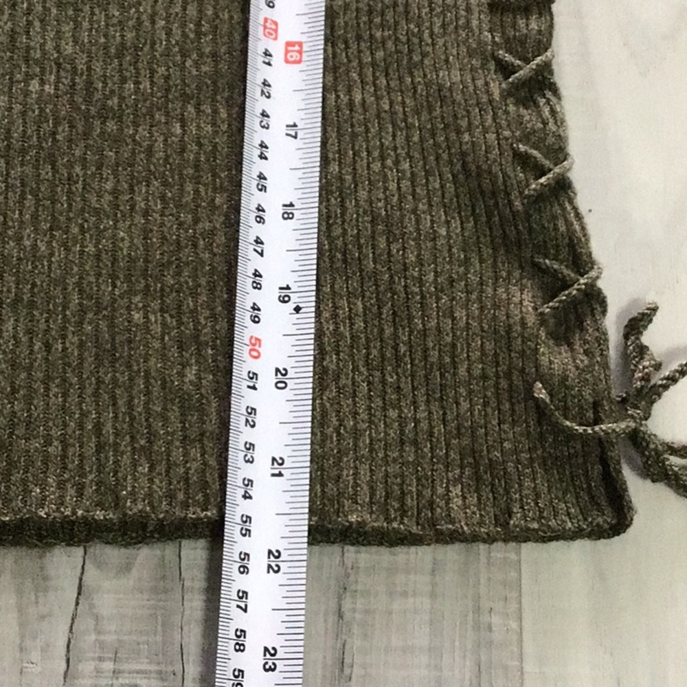 Olive Ribbed Sweater - Picture 5 of 5